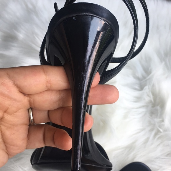 Ralph Lauren:Black High heel Sandals Size 8B. - Picture 8 of 8